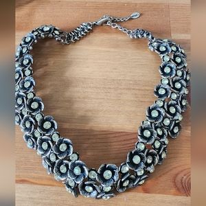 Zara necklace rosebuds